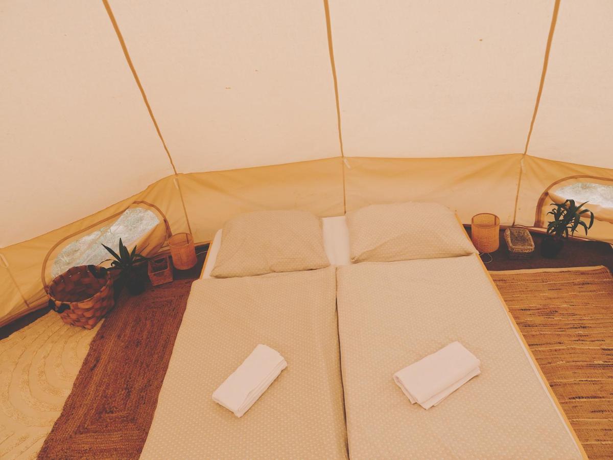 Bozsky Glamp Hotell Valtice Eksteriør bilde